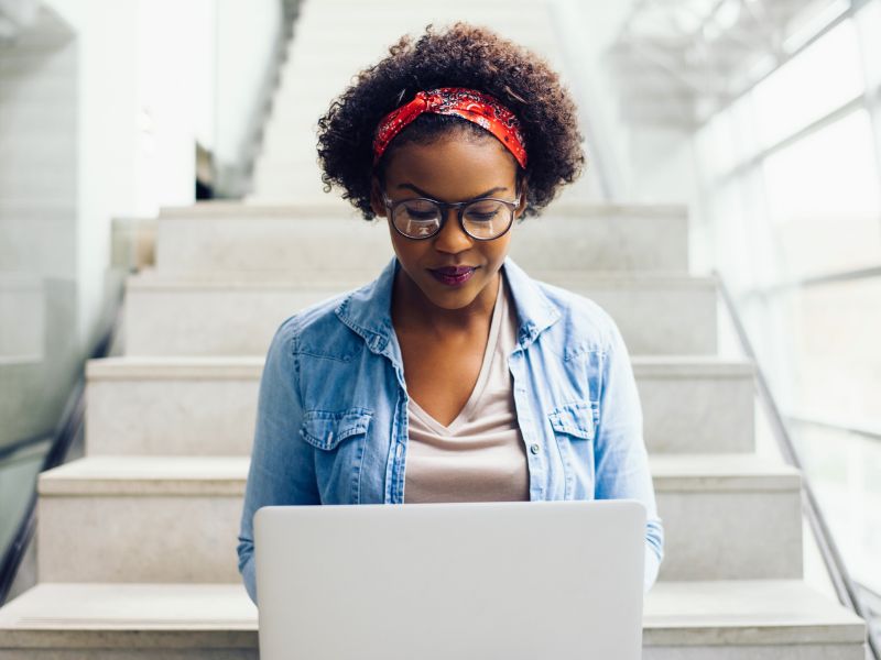 graduação a distancia e escada