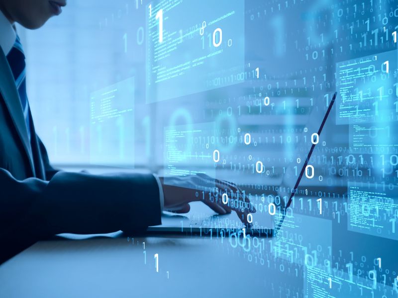 o que analise e desenvolvimento de sistemas faz em bancos