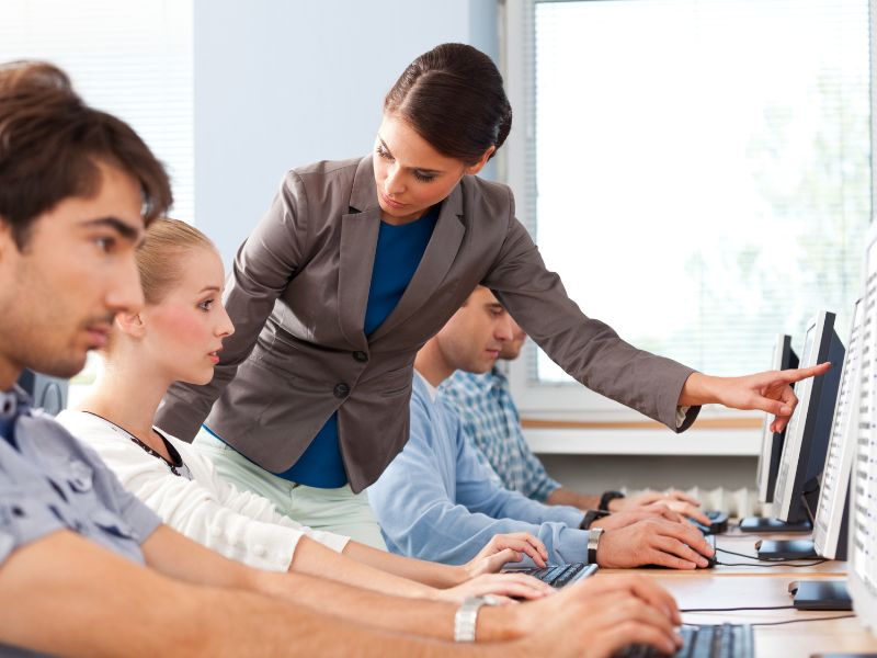 Qual a Diferença de Técnico para Tecnólogo​