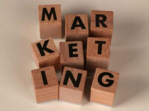 quanto custa faculdade de Marketing